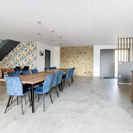 Au Vent Des Collines Holiday home Les Epesses