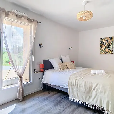 Holiday home Au Vent Des Collines Les Epesses